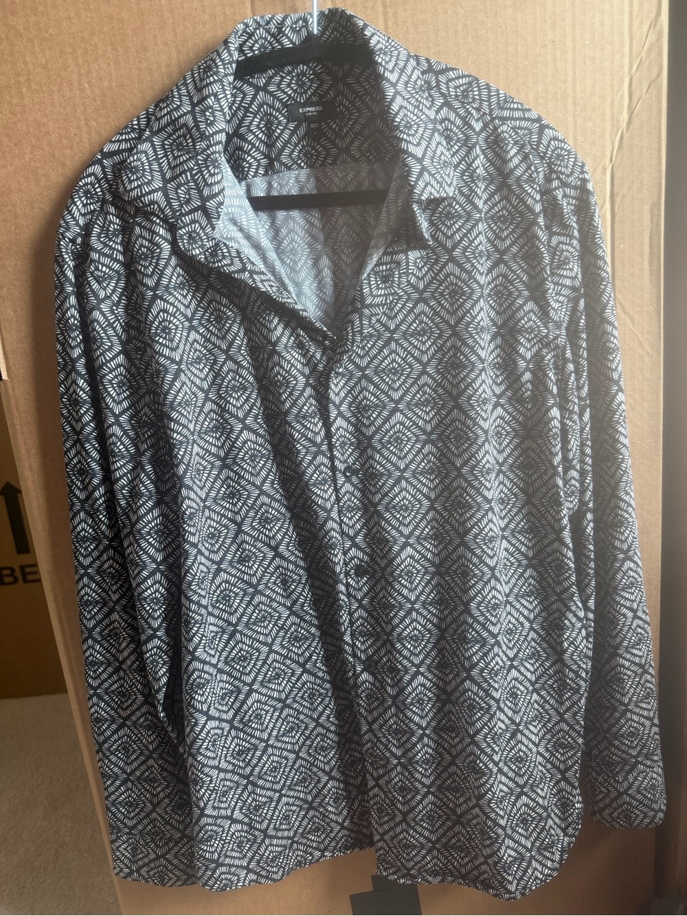 Express Black & White Geometric Print Button-Down Shirt